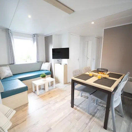 Mobil-home Au Castellas Prázdninový areál *
