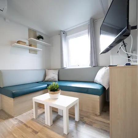 פארק נופש Mobil-home Au Castellas Sète